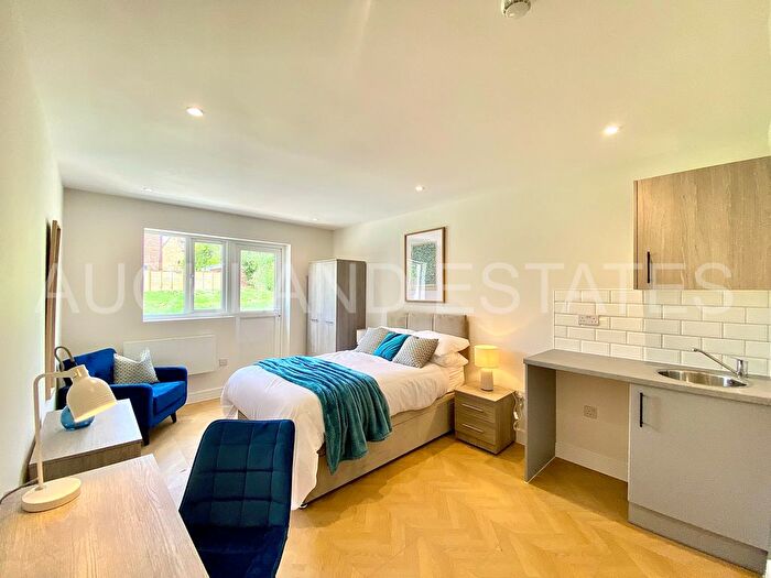 Studio To Rent In Tempest Avenue, Potters Bar, EN6