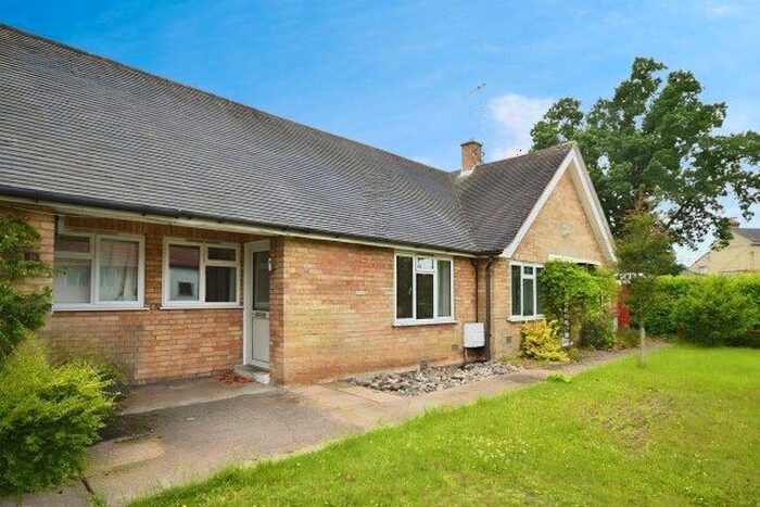 1 Bedroom Bungalow To Rent In Oakington, Cambridge, CB24