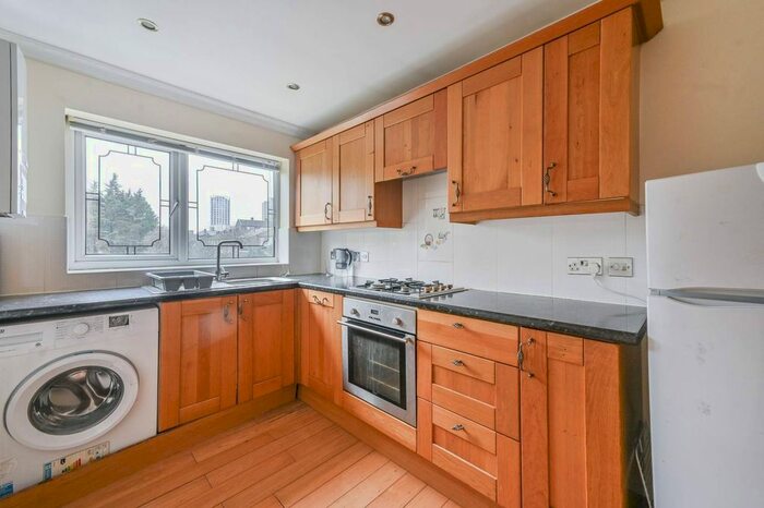 1 Bedroom Flat To Rent In Batten Street, Battersea, London, SW11