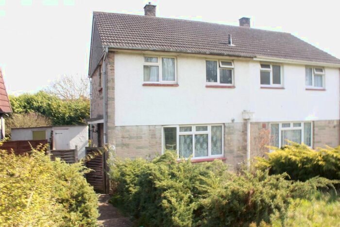 3 Bedroom Semi-Detached House To Rent In Spring Rise, Englefield Green, Egham, TW20