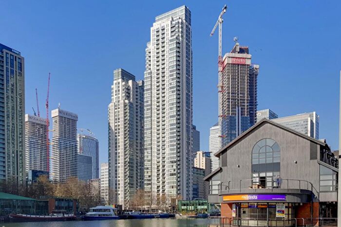 1 Bedroom Apartment To Rent In Pan Peninsula, Marsh Wall, E14