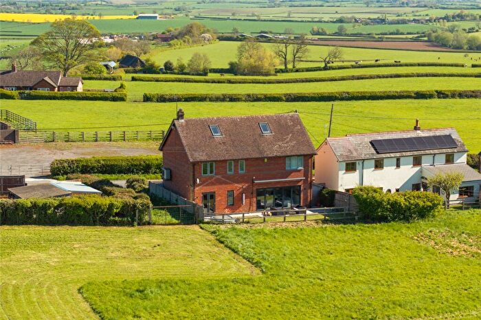 4 Bedroom Detached House For Sale In Whitchurch Lane, Oving, Aylesbury, Buckinghamshire, HP22