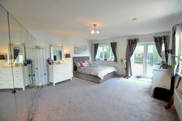 1 Bedroom Detached House To Rent In Annexe Yew Tree Walk, Frimley, GU16