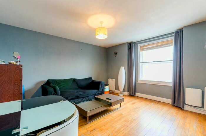 1 Bedroom Flat To Rent In Whitechapel Road, Whitechapel, London, E1