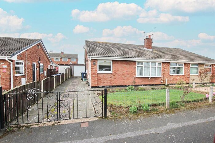 2 Bedroom Semi-Detached Bungalow For Sale In Melwood Court, Armthorpe, Doncaster, DN3