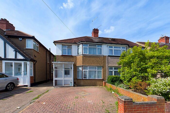 3 Bedroom Semi Detached House To Rent In Woodlands Avenue, Eastcote, Middlesex, HA4