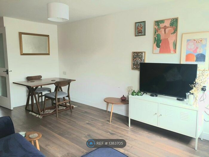 1 Bedroom Flat To Rent In Trinity Road, London, N22