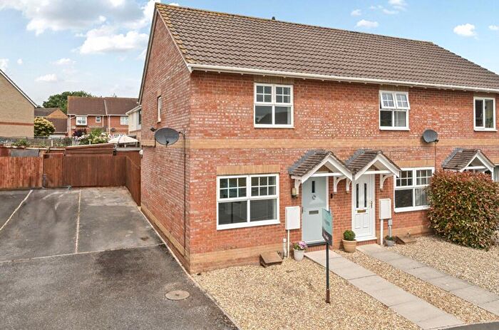 2 Bedroom Terraced House For Sale In Dove Close, Cullompton, Devon, EX15