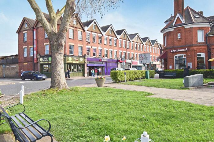 2 Bedroom Apartment To Rent In High Street, Walton-on-Thames, KT12