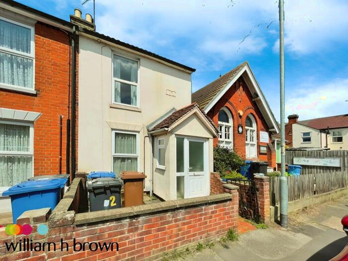 2 Bedroom End Of Terrace House To Rent In Beaconsfield Road, Ipswich, IP1