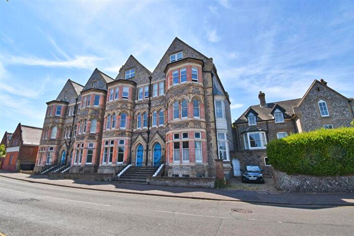 1 Bedroom Apartment For Sale In Bracondale Court, Overstrand Road, Cromer, NR27
