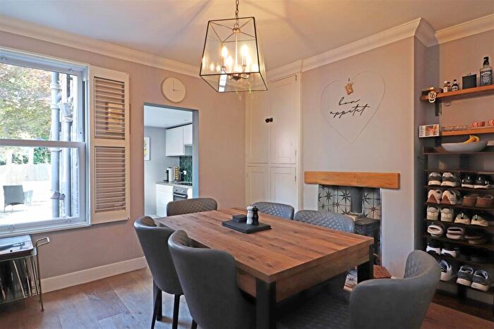 2 Bedroom Semi-Detached House For Sale In Earlswood Road, Redhill, RH1
