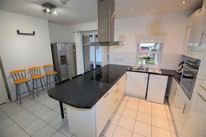 3 Bedroom Terraced House To Rent In Victoria Street, Dunstable, LU6