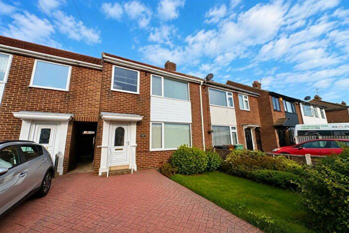 3 Bedroom Terraced House To Rent In Springfield Avenue, Morley, Leeds, LS27