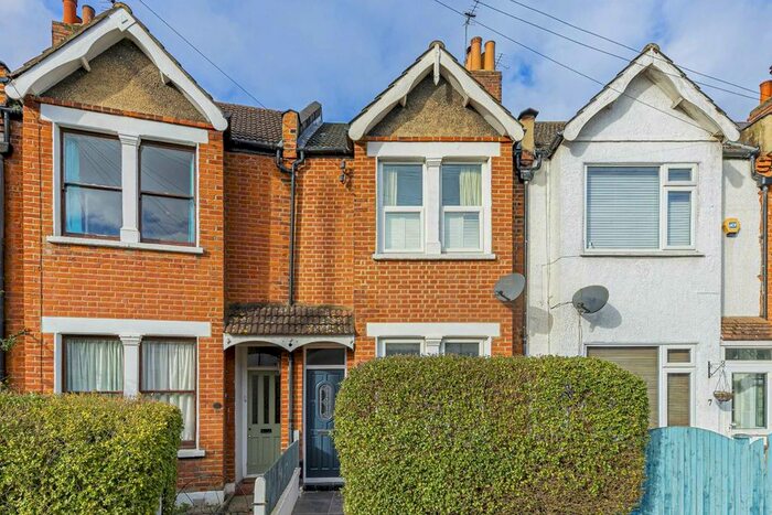 3 Bedroom Terraced House To Rent In Queens Road, New Malden, KT3
