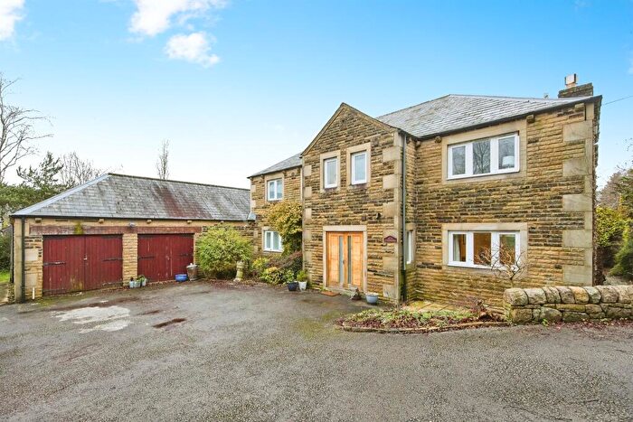5 Bedroom Detached House For Sale In Bakewell Road, Matlock, DE4