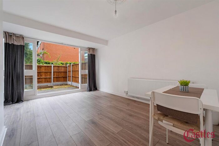 3 Bedroom Flat For Sale In Butfield House, Stevens Avenue, London, E9