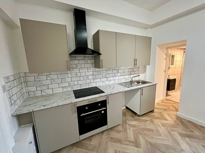 Studio To Rent In Church Street, Paignton, TQ3