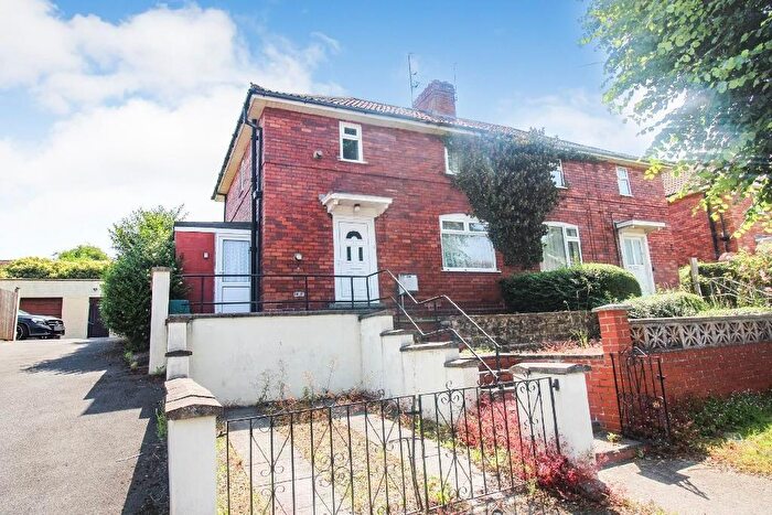3 Bedroom Semi-Detached House For Sale In Thicket Avenue, Fishponds, BS16