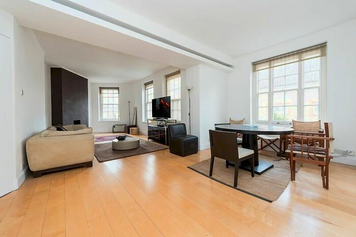 2 Bedroom Flat To Rent In Bryanston Place, London, W1H