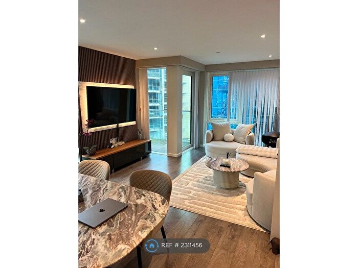 2 Bedroom Flat To Rent In Juniper Drive, London, SW18