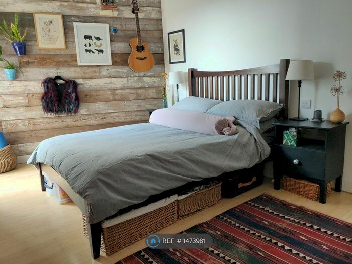 2 Bedroom Flat To Rent In Soda Studios, London, E8