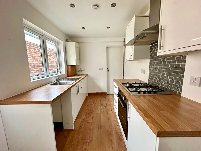 2 Bedroom Property To Rent In Trafalgar Square, Gosport, PO12