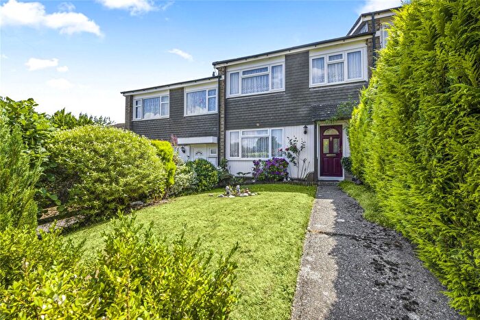 3 Bedroom Terraced House For Sale In Knaphill, Woking, Surrey, GU21