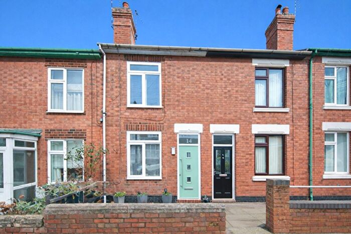 3 Bedroom Terraced House For Sale In Ambien Road, Warwickshire, CV9