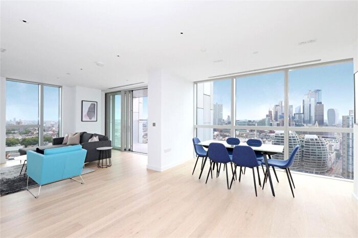 3 Bedroom Apartment To Rent In City Road, London, EC1V