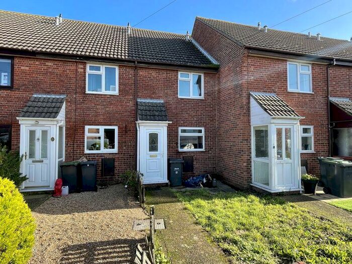 2 Bedroom Terraced House To Rent In Grayland Close, Hayling Island, PO11