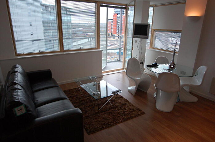 2 Bedroom Property To Rent In West Point, LS1