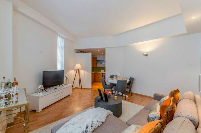 1 Bedroom Flat To Rent In City Road, City, London, EC1V