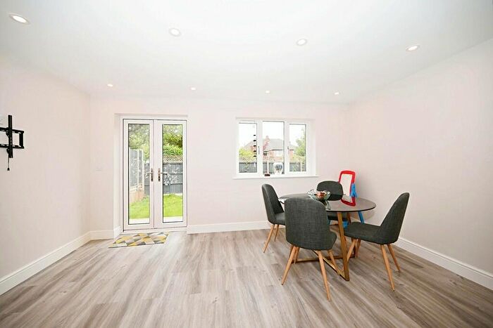5 Bedroom Detached House To Rent In Windmill Close, Hillmorton, Rugby, CV21