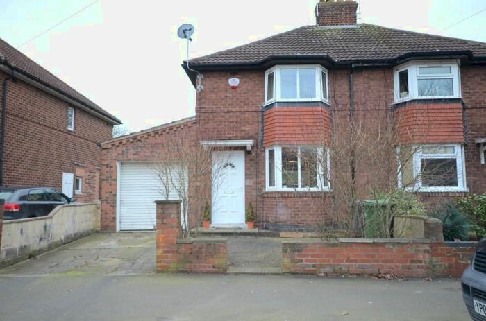 2 Bedroom Semi-Detached House To Rent In Kingsway North, Clifton, York, YO30