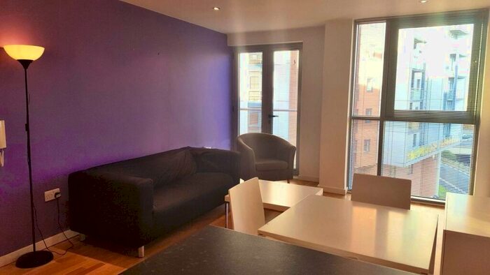 2 Bedroom Flat To Rent In Elba, Gotts Road, Leeds, West Yorkshire, LS12