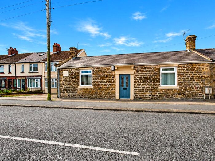 2 Bedroom Bungalow For Sale In Toft Hill, Bishop Auckland, Durham, DL14