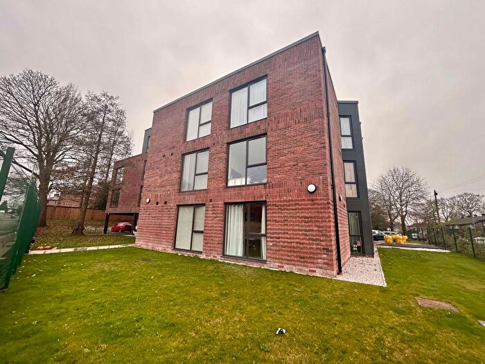 1 Bedroom Flat To Rent In Scholes Lane, St. Helens, WA10