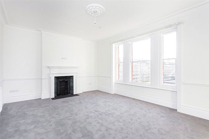 1 Bedroom Flat To Rent In Richmond Way, London, W12