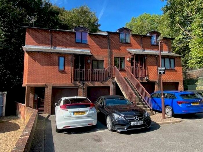 2 Bedroom Terraced House To Rent In Franklin Court, Station Road, Amersham, HP7