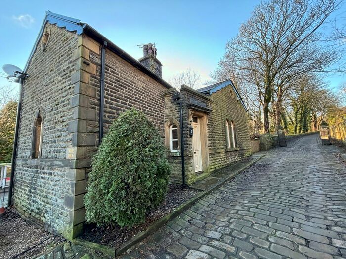 1 Bedroom Cottage To Rent In Burnley Road, Cote Hill, HX2