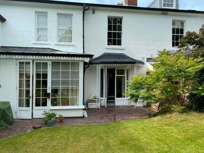 1 Bedroom Flat To Rent In Hagley Road, Edgbaston, Birmingham, Birmingham, B16