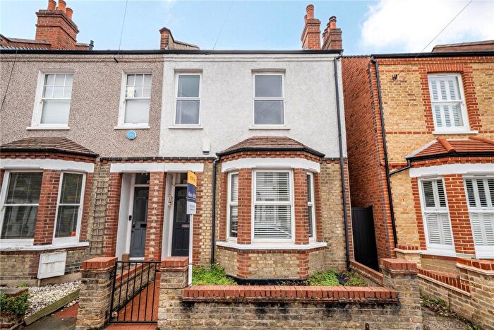 2 Bedroom End Of Terrace House For Sale In Faversham Road, Beckenham, BR3