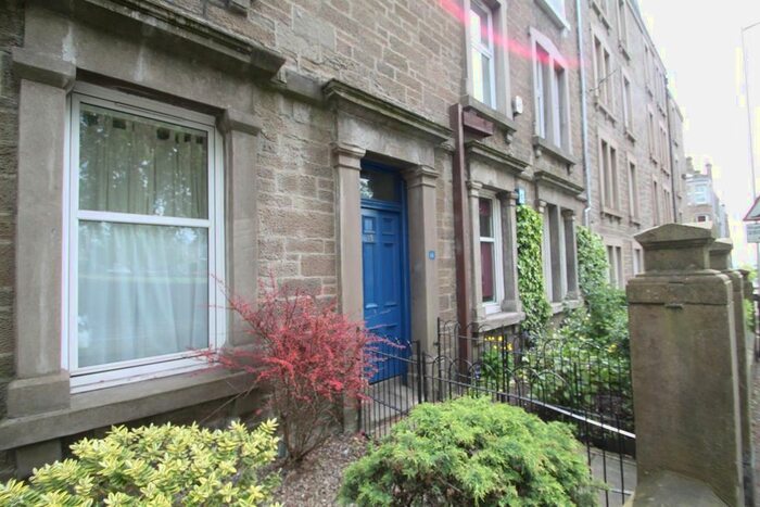 2 Bedroom Flat To Rent In Pitkerro Road, Dundee, DD4