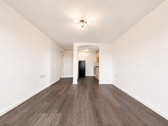 2 Bedroom Flat To Rent In Denton Road, Audenshaw, M34