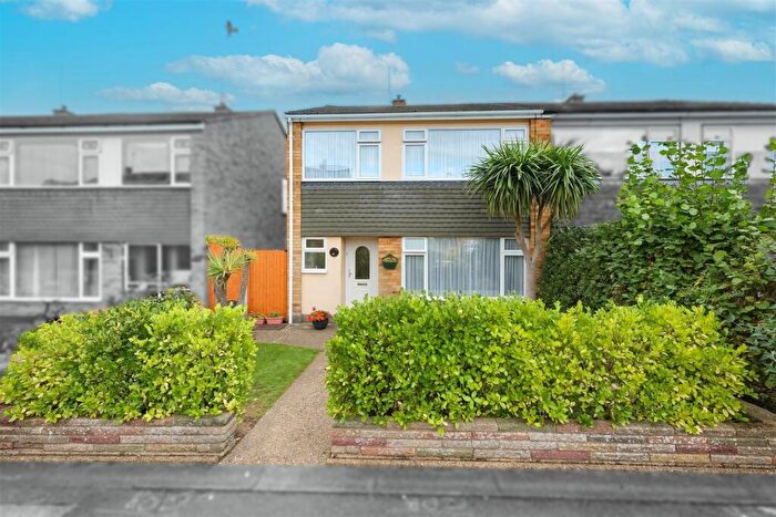 4 Bedroom Semi-Detached House For Sale In Springwater Road, Eastwood, Leigh On Sea, SS9