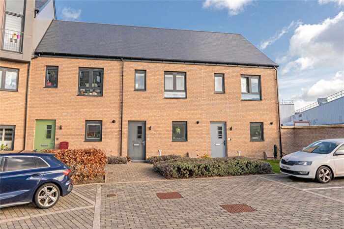 2 Bedroom End Of Terrace House For Sale In Lawrie Reilly Place, Edinburgh, EH7