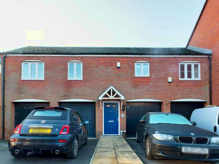 2 Bedroom Flat To Rent In Burtree Drive, Norton Le Moors, Stoke-on-trent, ST6