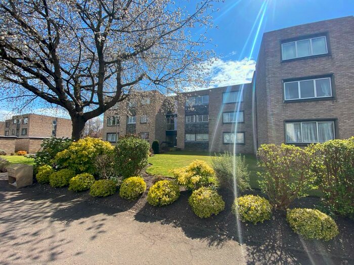 3 Bedroom Flat To Rent In South Oswald Road, Newington, Edinburgh, EH9
