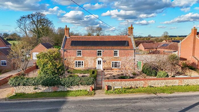 5 Bedroom Detached House For Sale In Lynn Road, Gayton, PE32